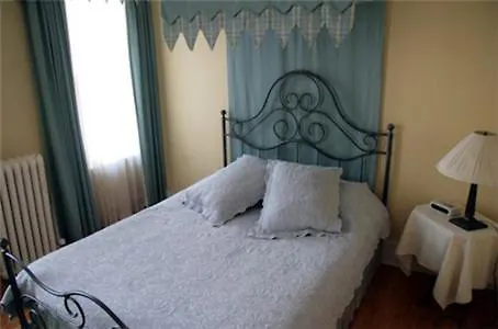 La Boheme Restaurant & B&B Edmonton